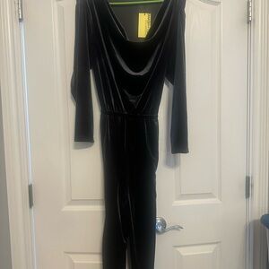 Elegant Black Velvet Jumpsuit